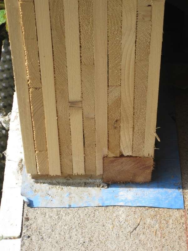 Conectarea peretelui din lemn MHM la fundatie